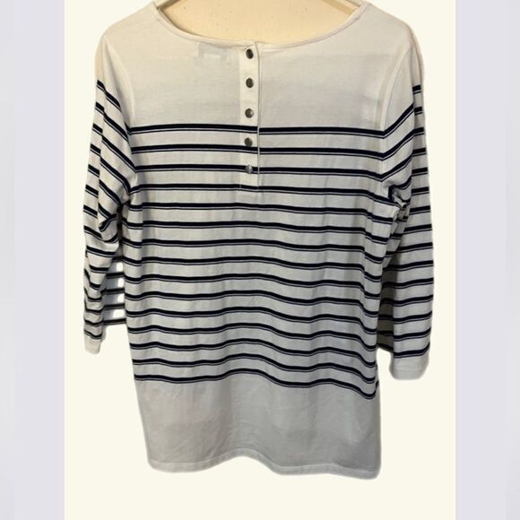 Liz clalborne Stripped Long Sleeve Shirt. Size XL. - Picture 2 of 8